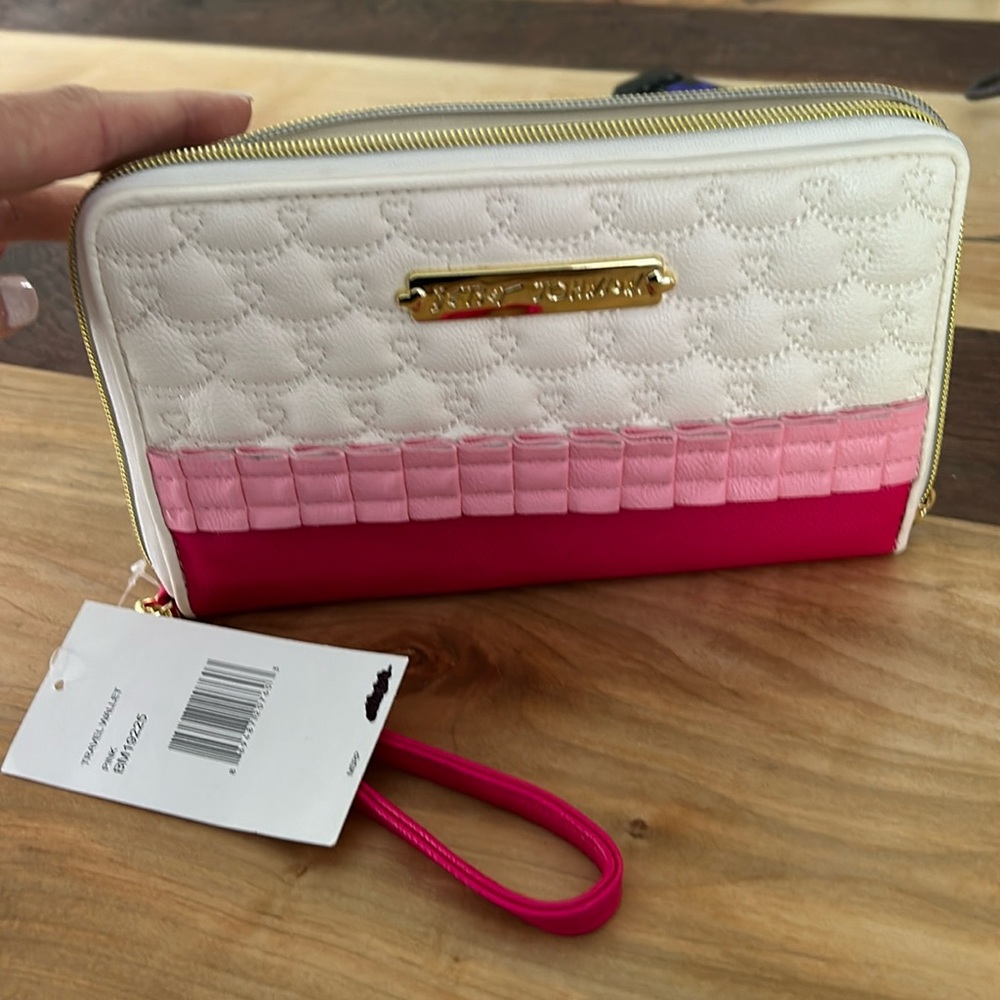 New with tag: Betsy Johnson pink and white wallet wristlet bag